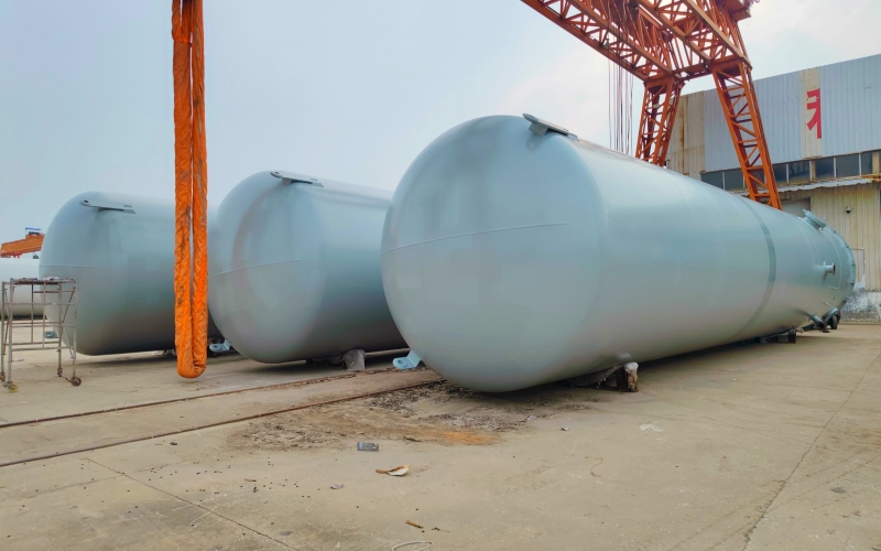 儲罐有哪些類型？立式儲罐、臥式儲罐與球罐的區(qū)別